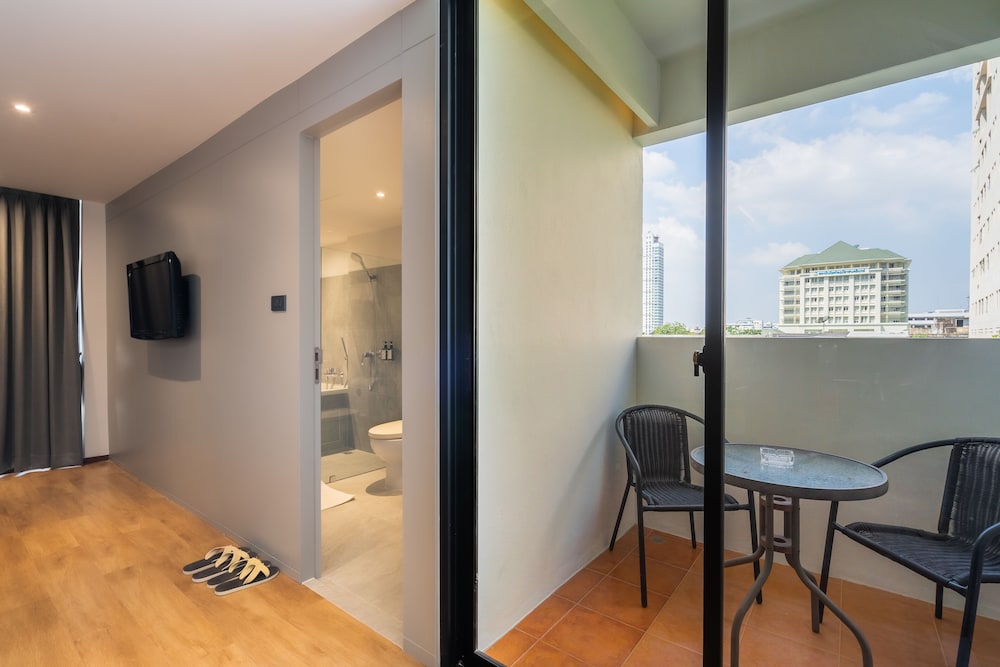 True Siam Phayathai Hotel 51/65