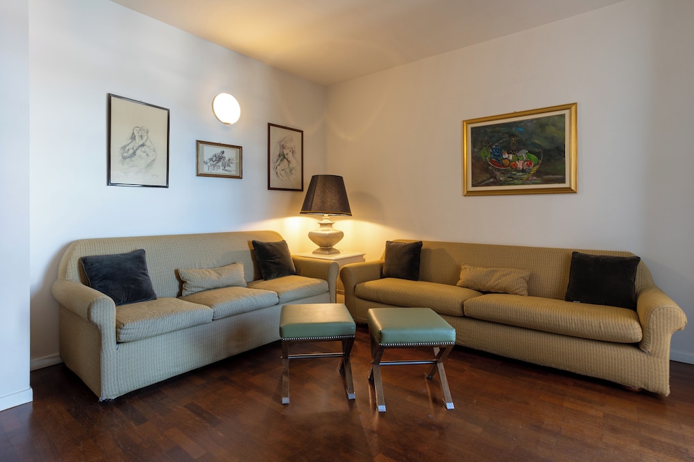 Residence Hotel Antico Verbano 34/56