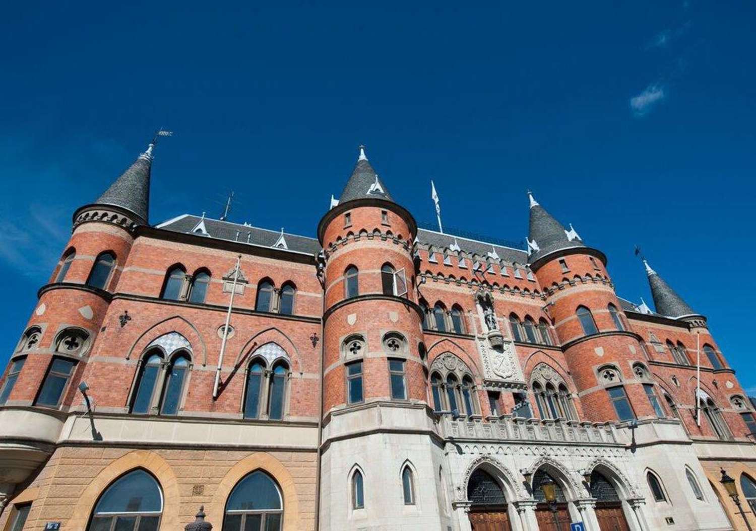 Home Hotel Borgen 1/54