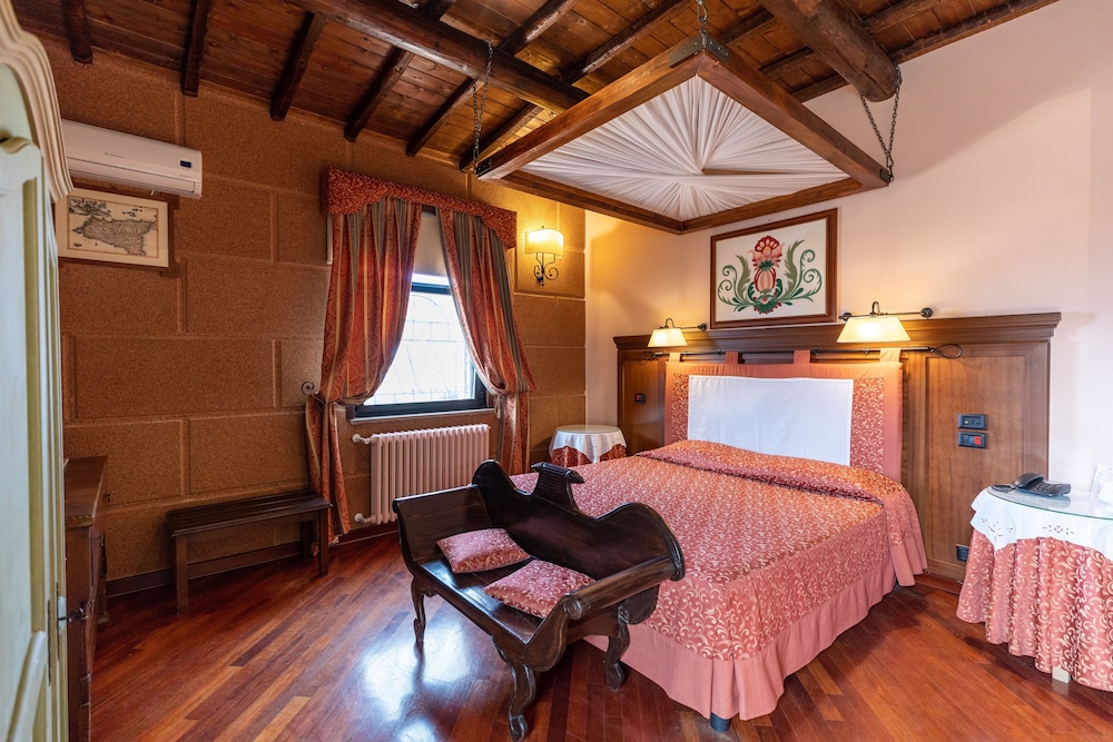 Relais Santa Anastasia 38/55