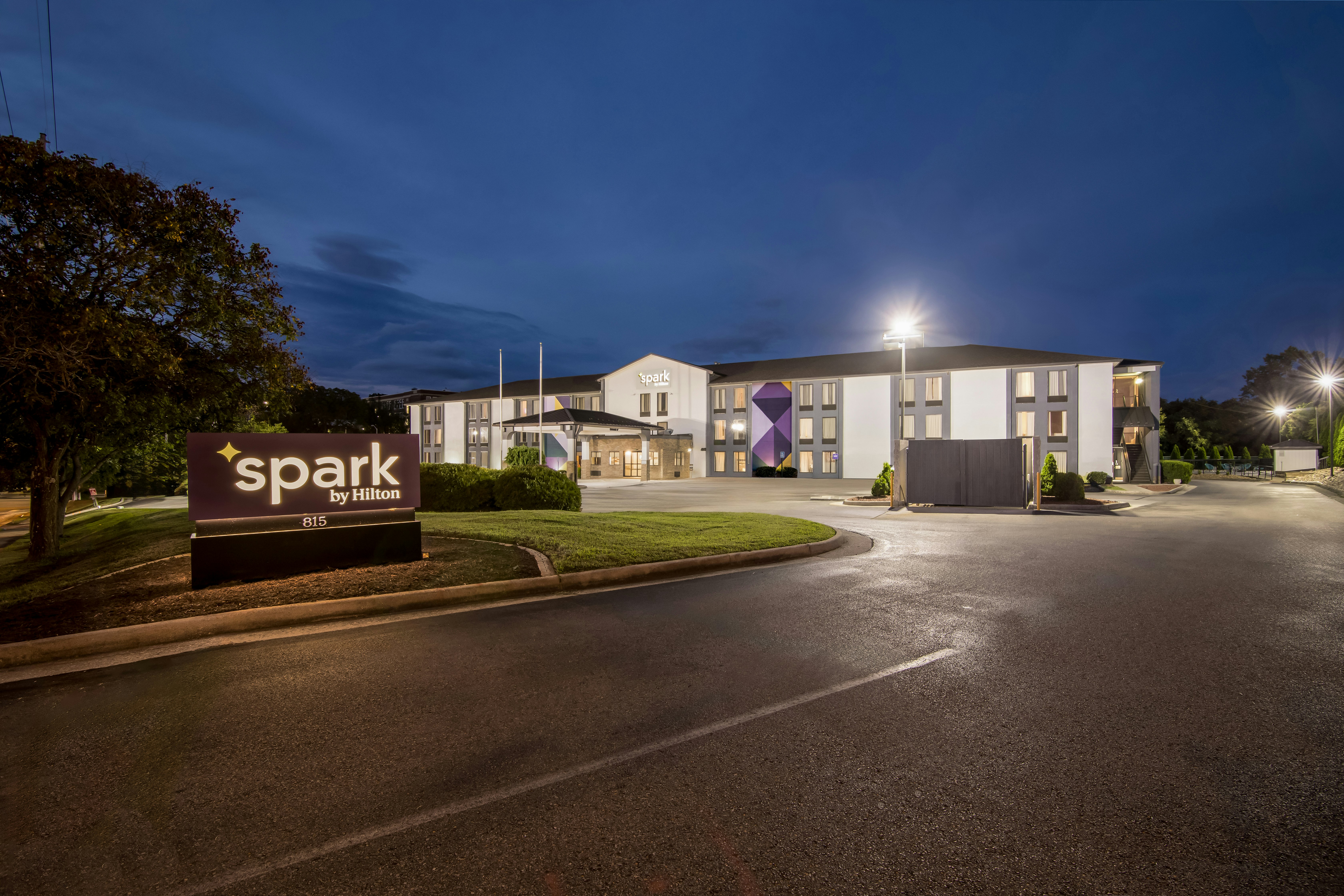 Spark by Hilton Roanoke Civic Center 38/40