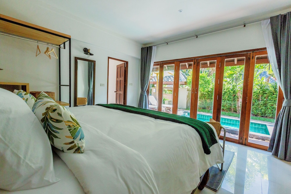 Baan Khao Hua Jook Villas Apts 18/50