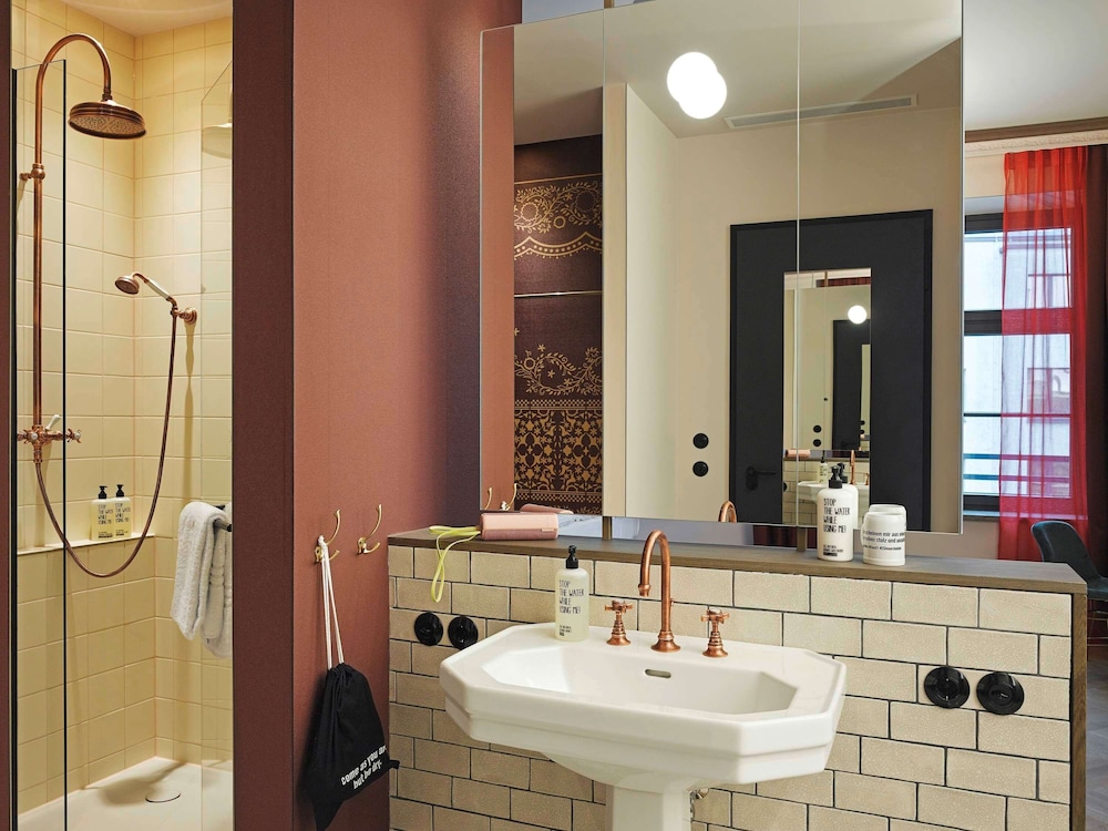 25hours Hotel The Royal Bavarian 23/75