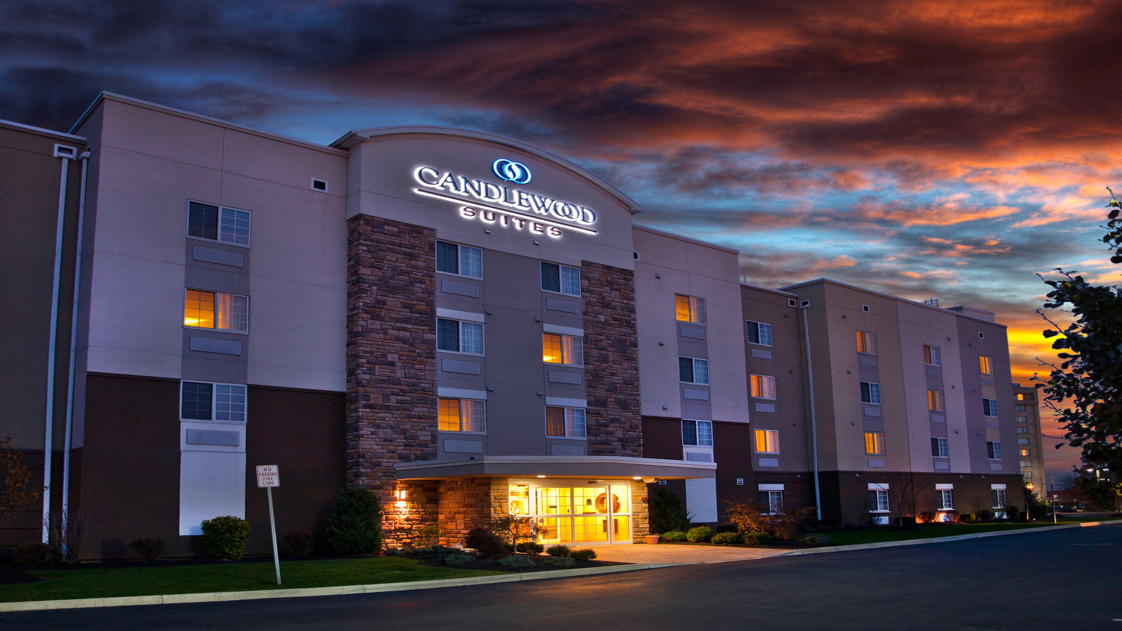CANDLEWOOD SUITES BUFFALO AMHERST 8/77