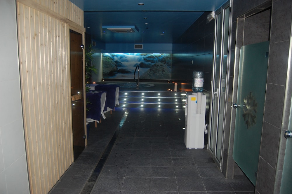Hotel Spa Arha 40/40
