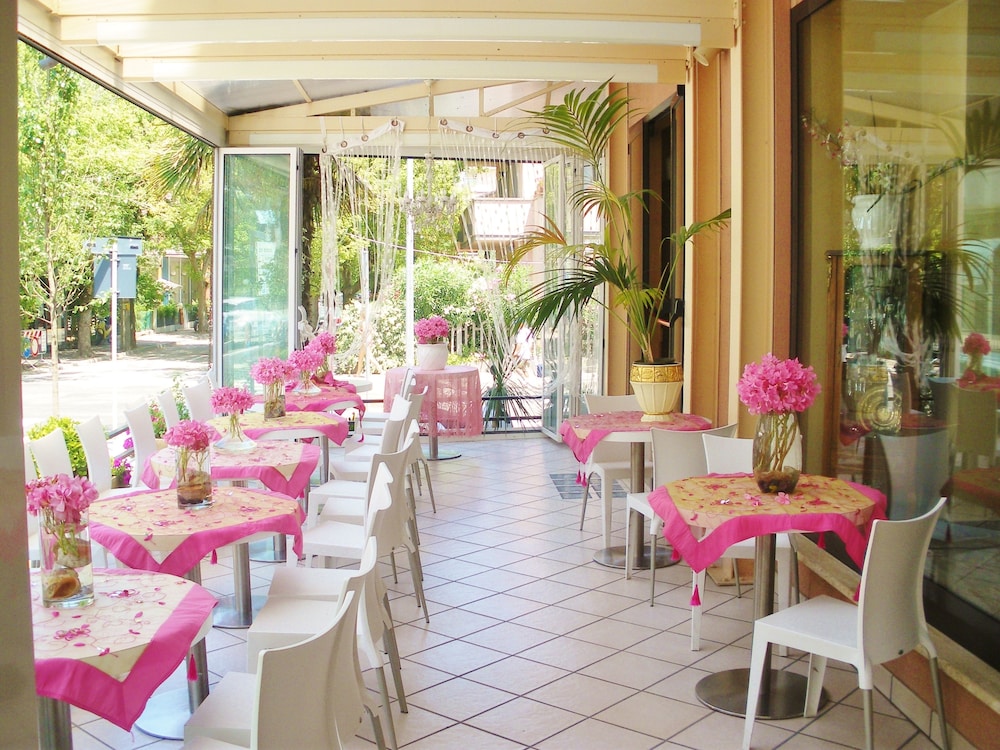 Ducale Hotel 40/48