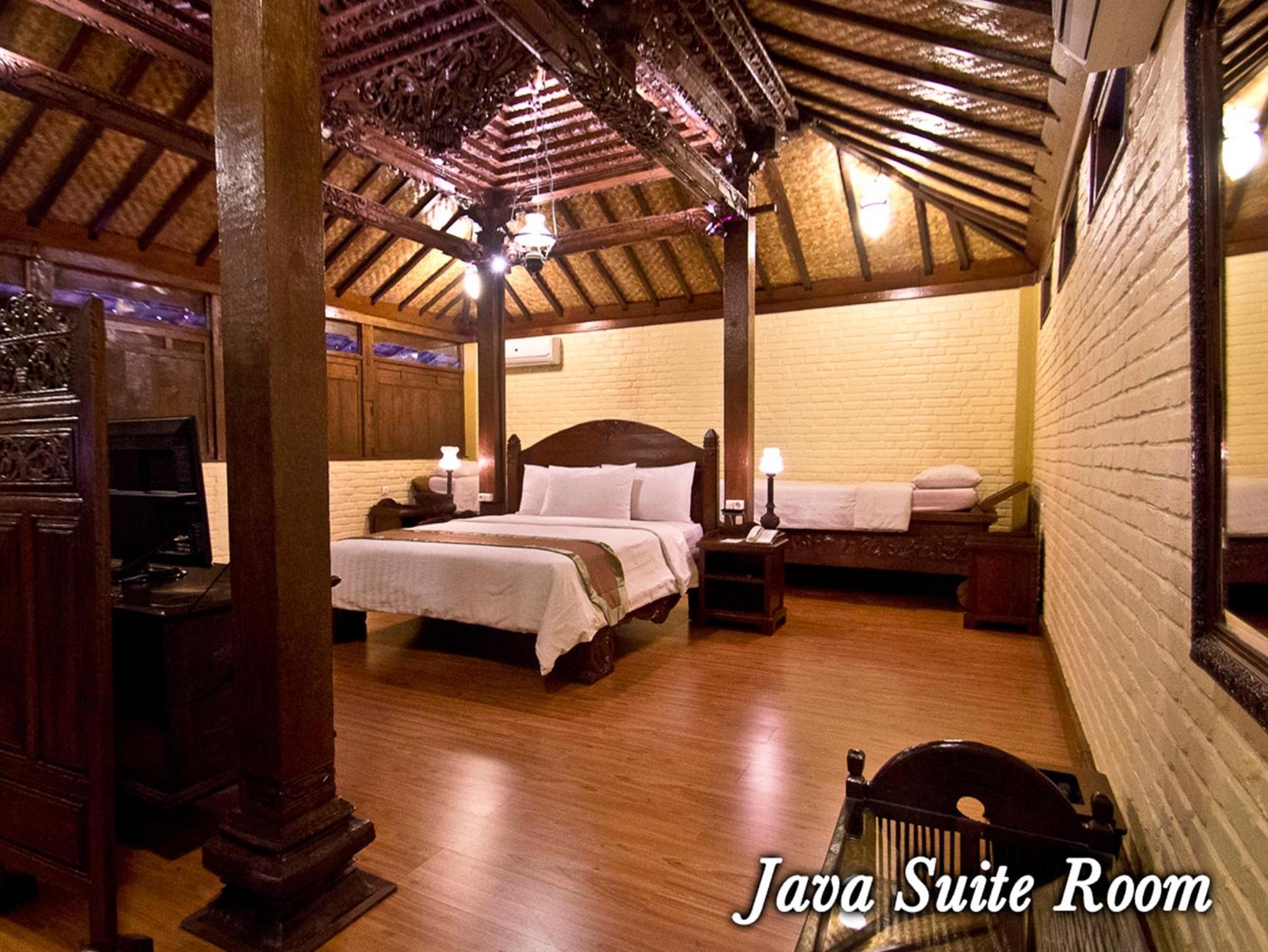 جناح بسرير كوين وسريرين منفصلين، De Batara Hotel 2/2