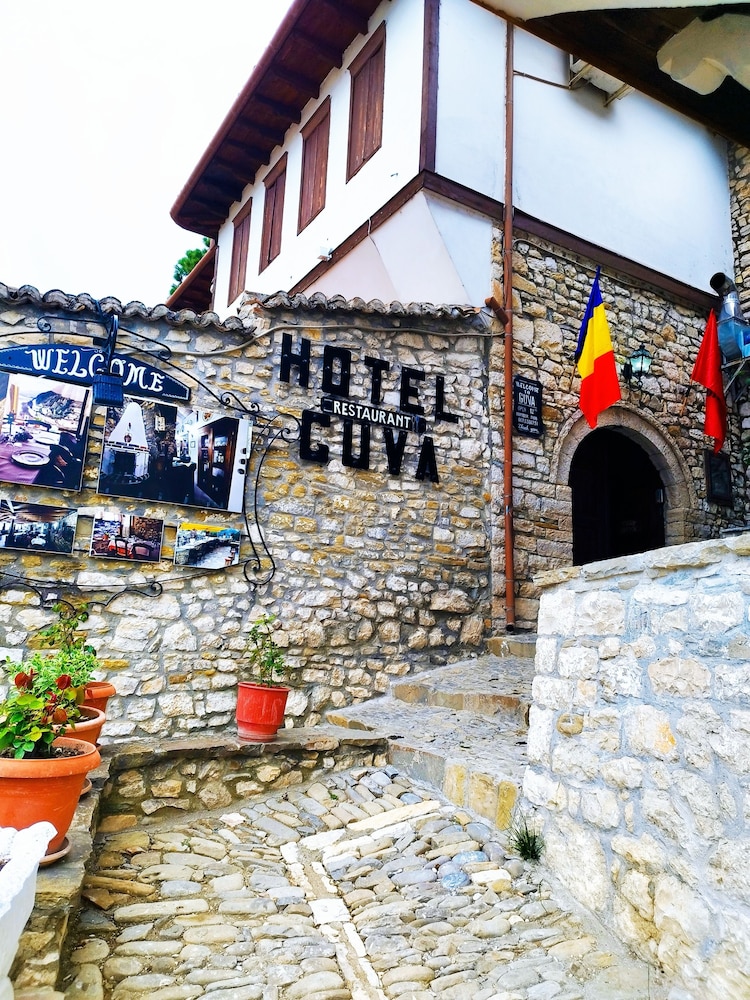 Hotel Guva Mangalem 46/61