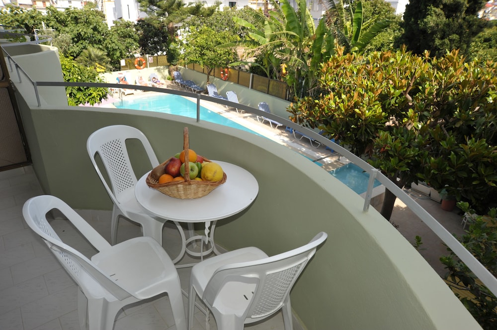 Anseli Hotel Apartments and Studios 18/33