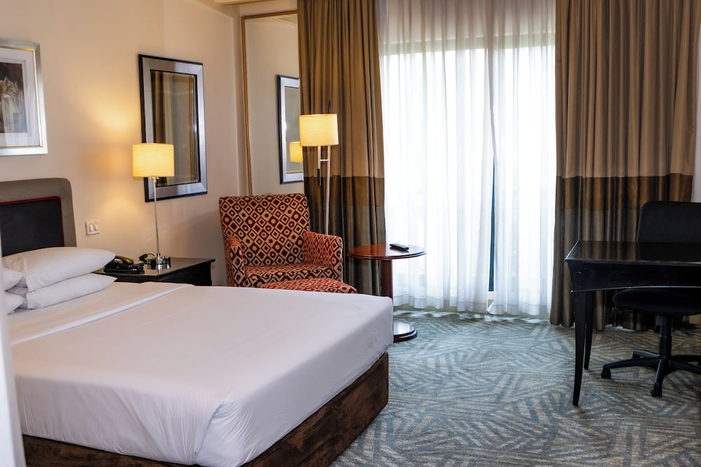 Royal Majestic Hotel 6/33