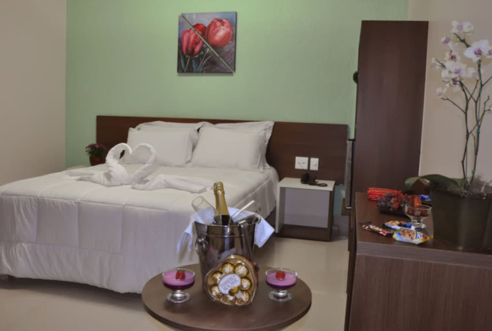 Hotel Saron 15/48