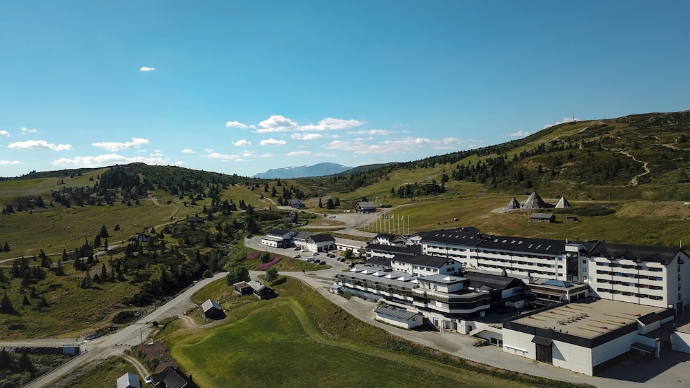 STOREFJELL RESORT HOTEL 45/50