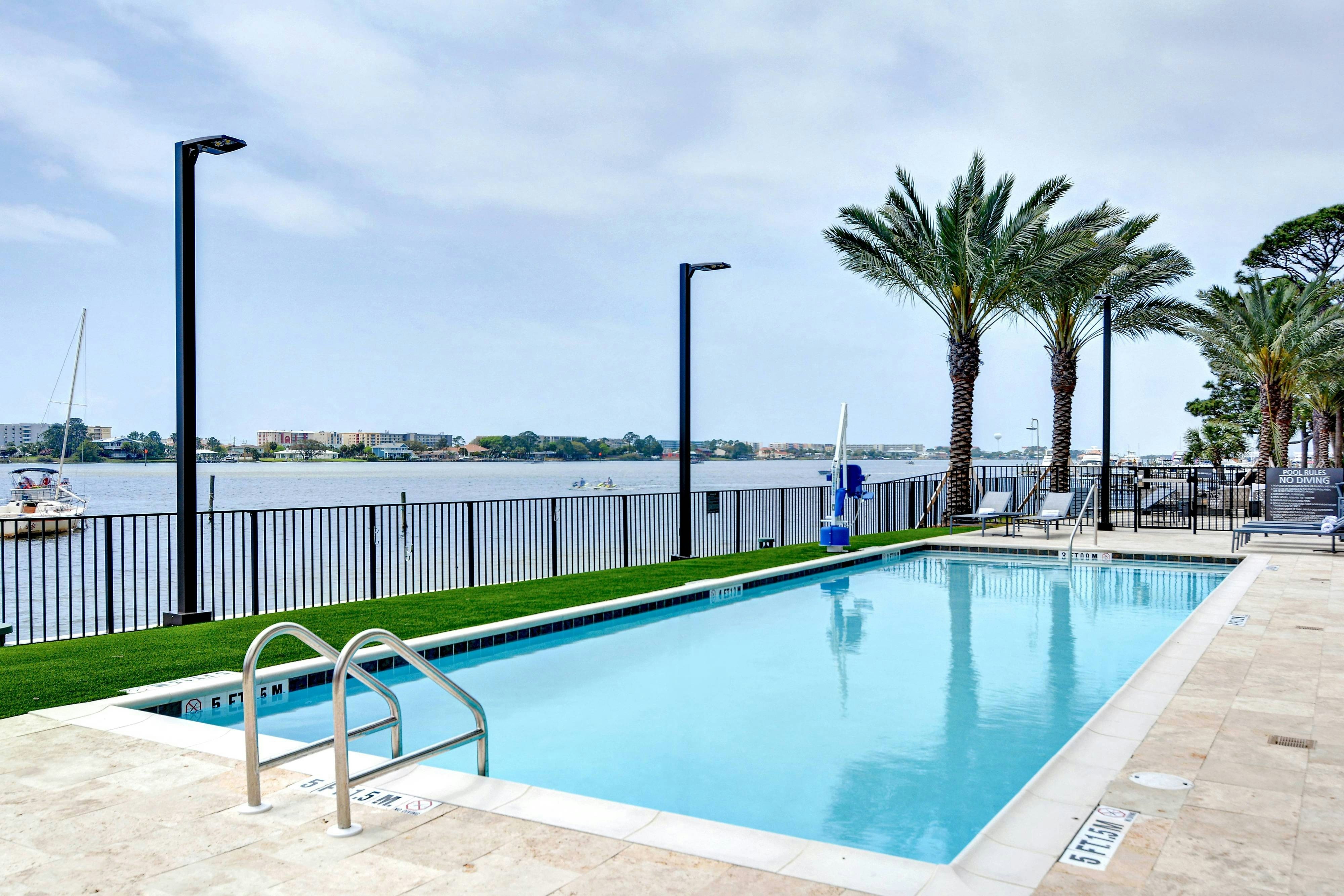 Residence Inn by Marriott Fort Walton Beach 64/66