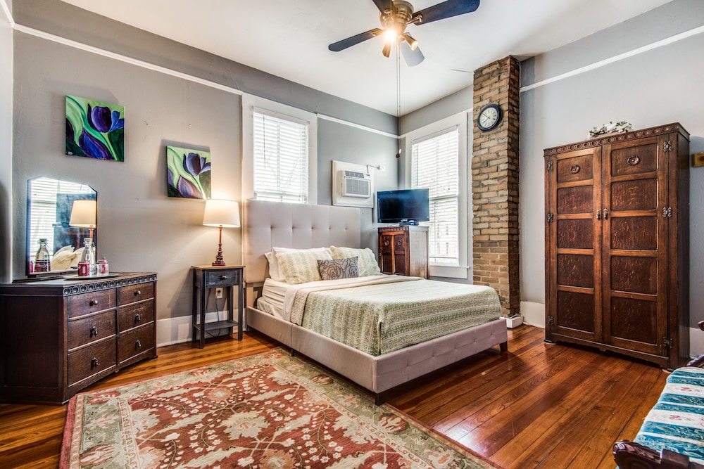 O'Casey's Bed &amp; Breakfast 6/40