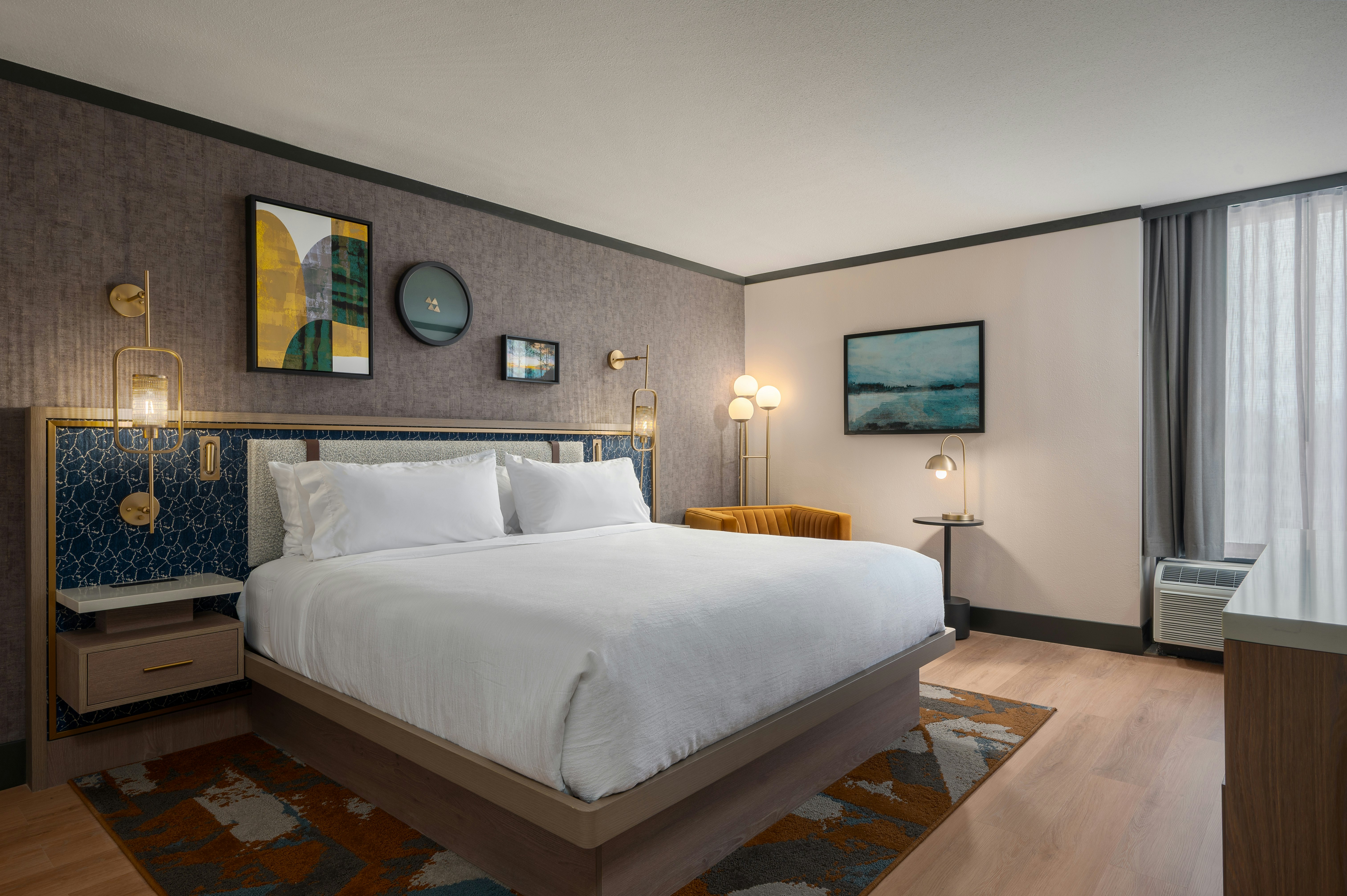 1 Bedroom, Suite, King Bed, Jetted Tub