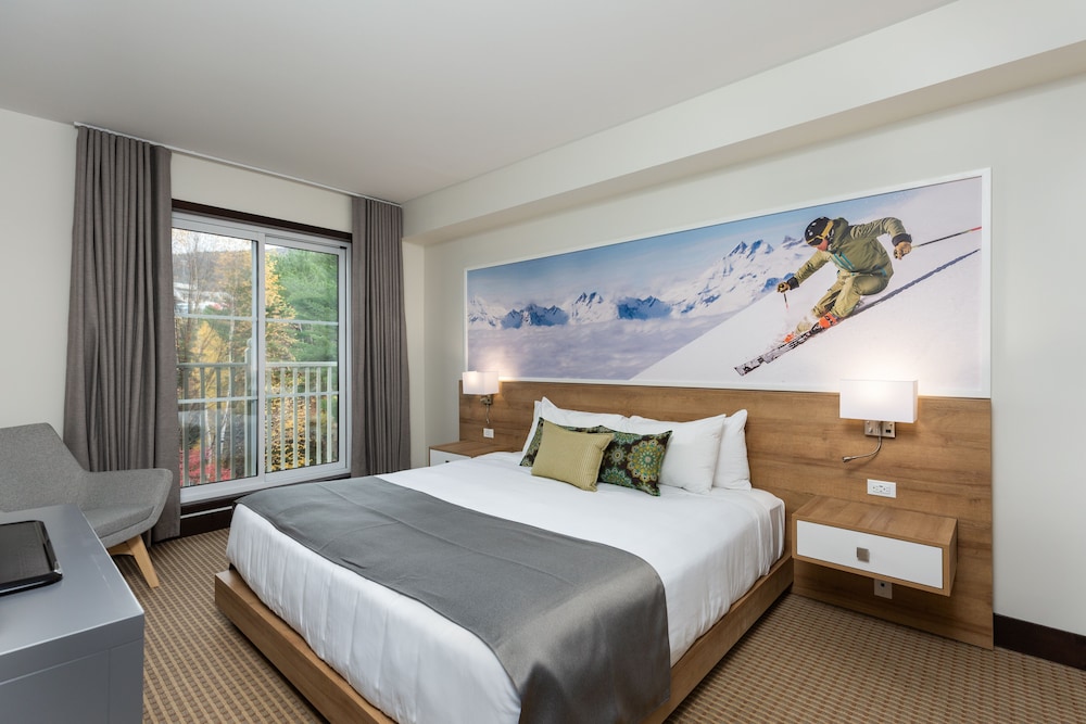 1 BEDROOM, CONDO