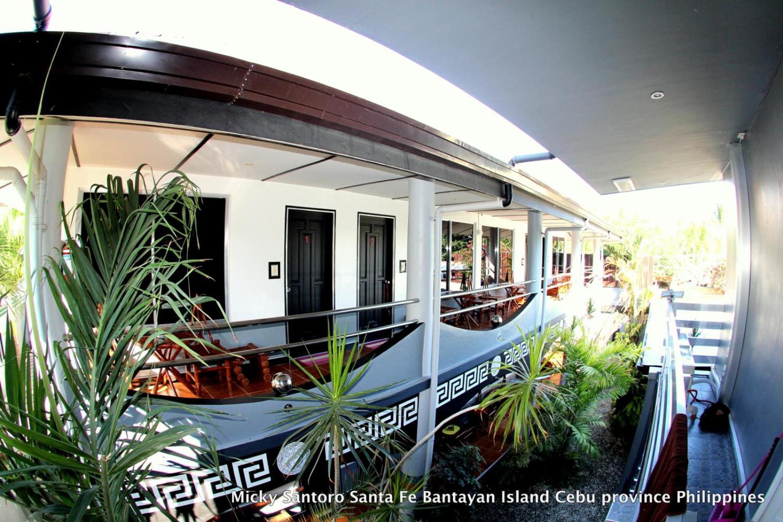 Micky Santoro Hotel & Restaurant 3/50