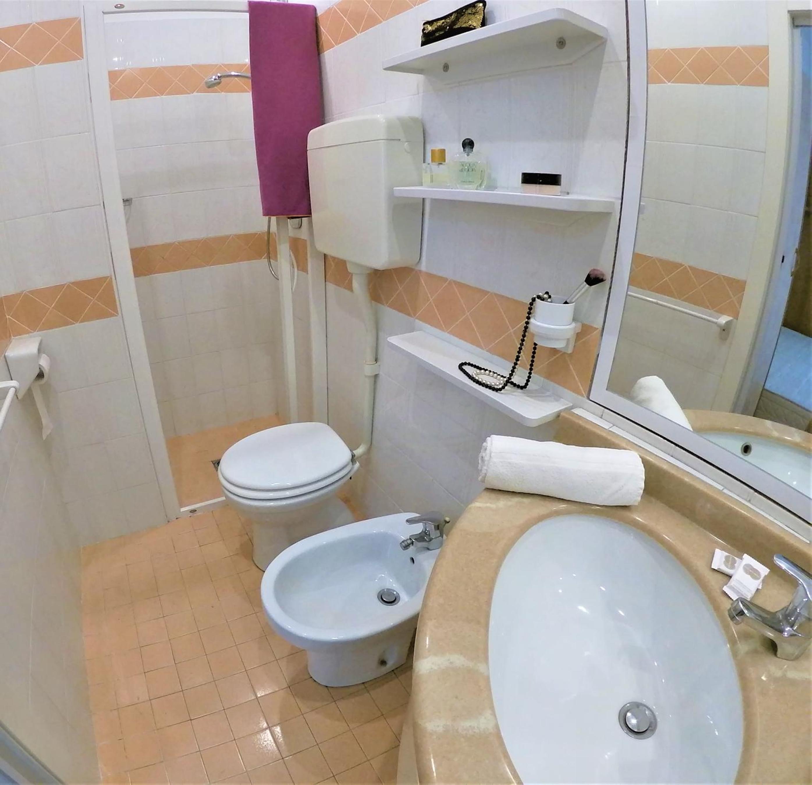 غرفة كومفورت بسرير مزدوج أو سريرين منفصلين، Hotel Holland 10/10