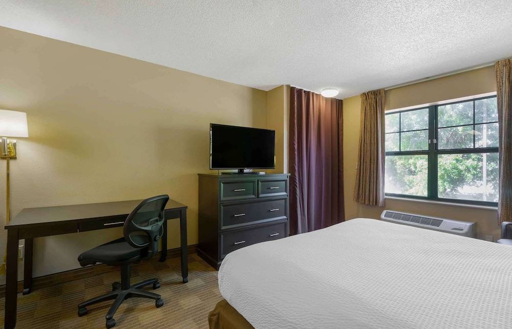 Extended Stay America - Tampa - Airport - Spruce Street 44/54