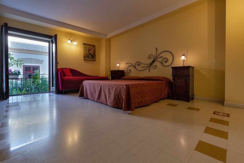 Casa Manzella 26/68