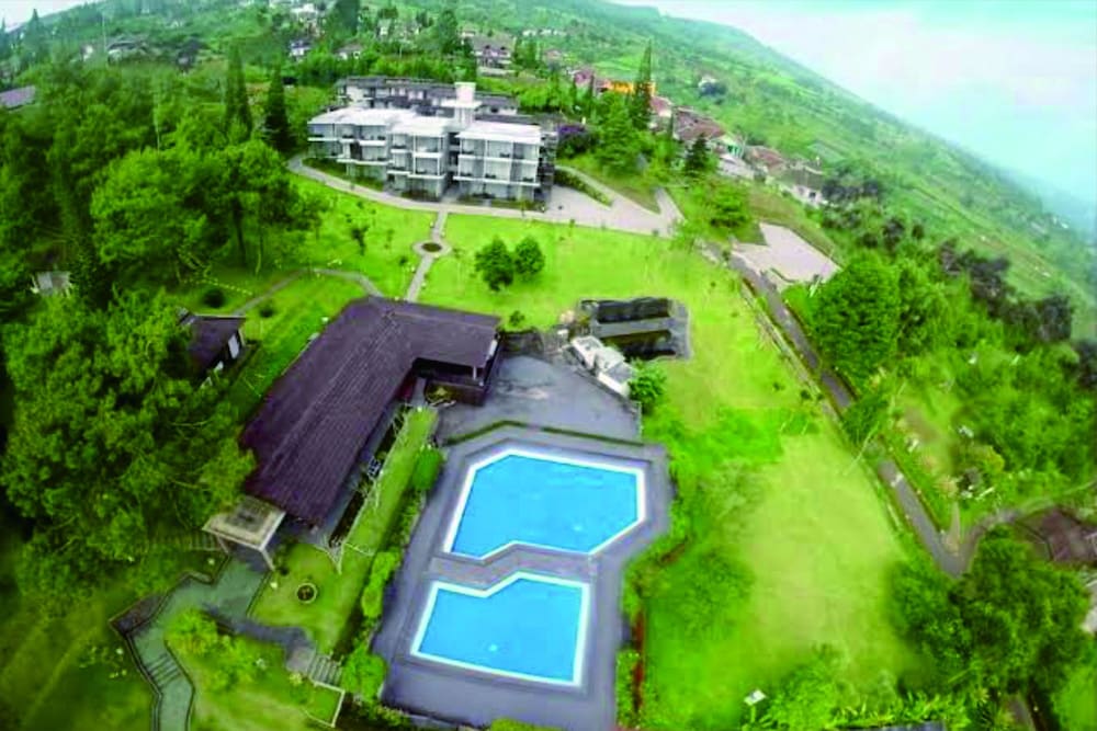 Lembang Asri Resort 50/55