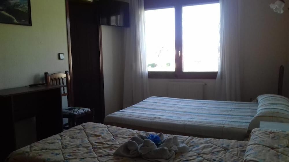 Hotel Costa Cantabra 13/35