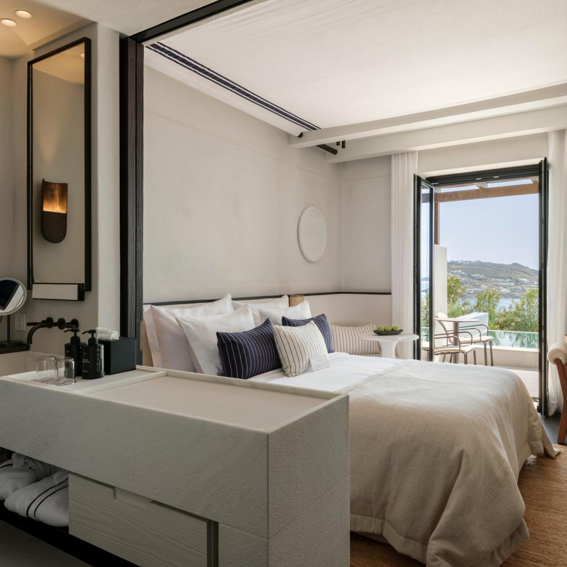 Mykonian, Retreat, King Bed, Sea View, Private Infinity Pool