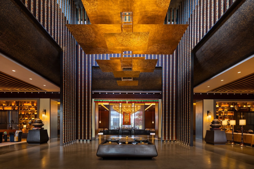 Shangri-La Resort Shangri-La 8/50