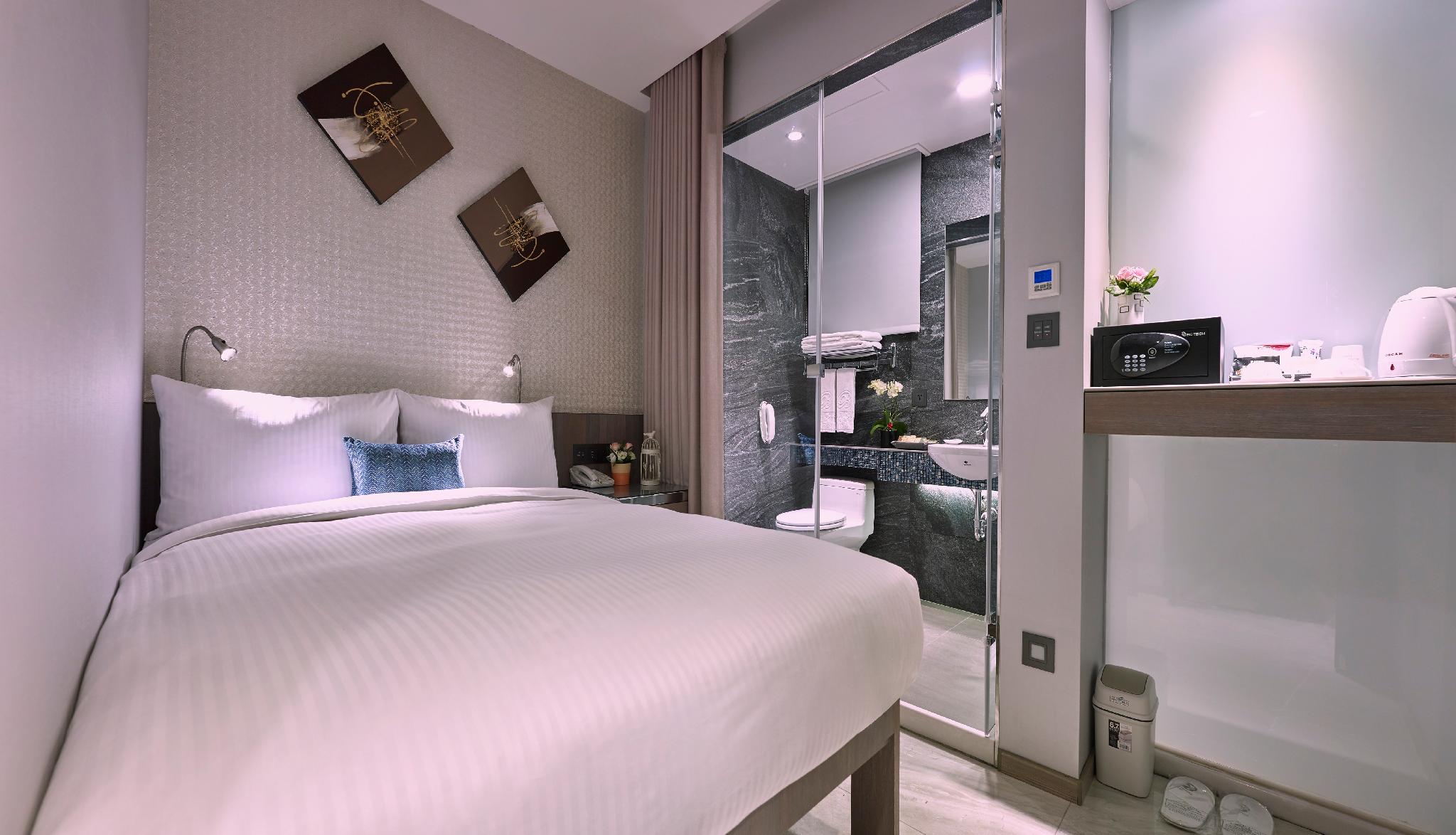 Adjoining, 2 Double Beds