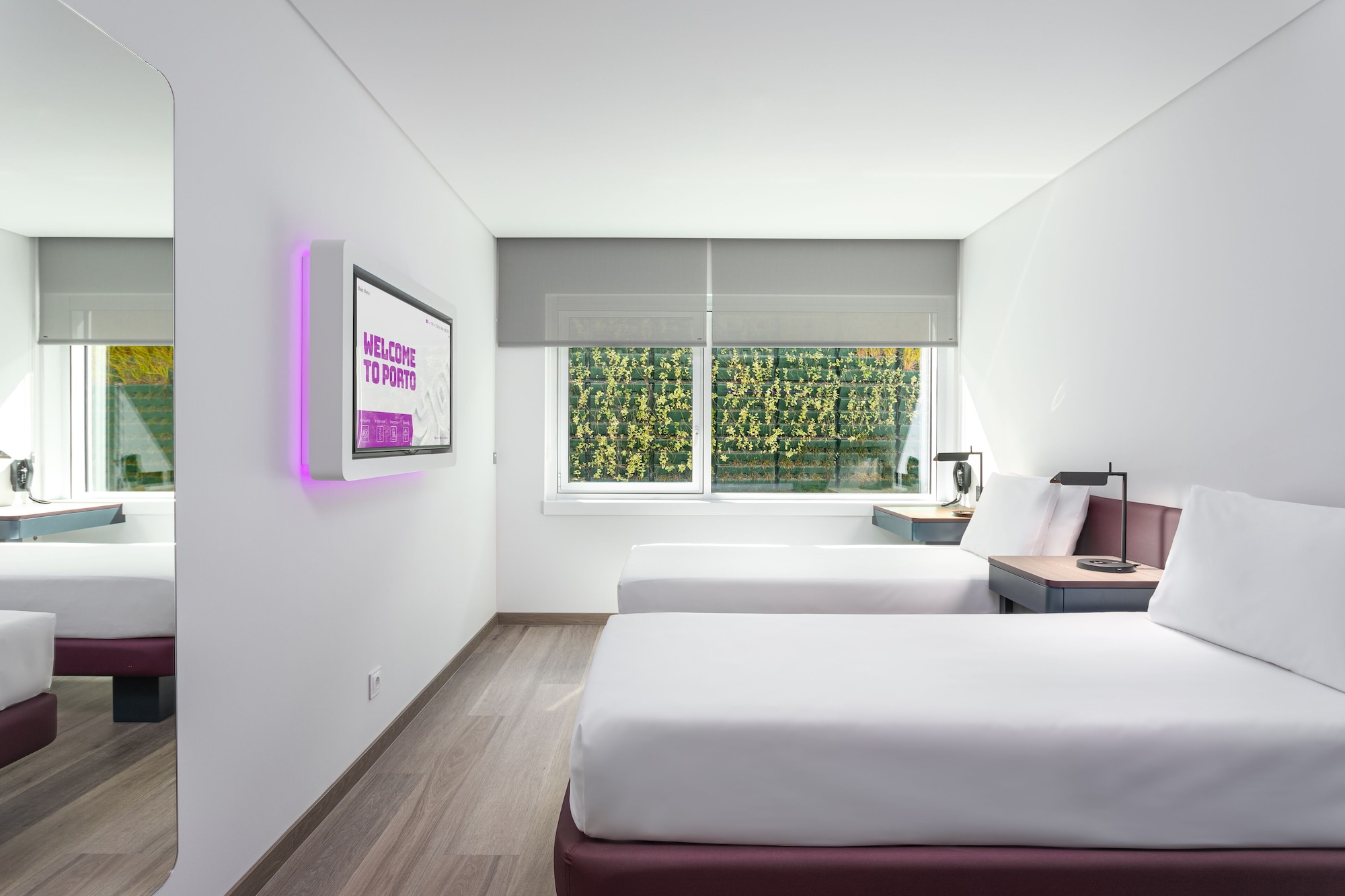 PREMIUM, TWIN BEDS