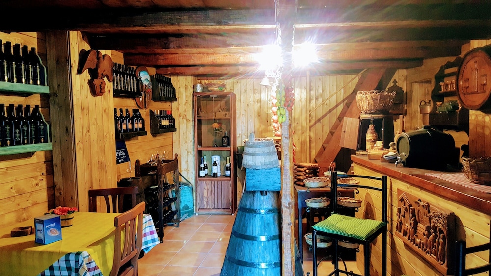 ALBERGO DIFFUSO BORGO SANTA CATERINA 59/68