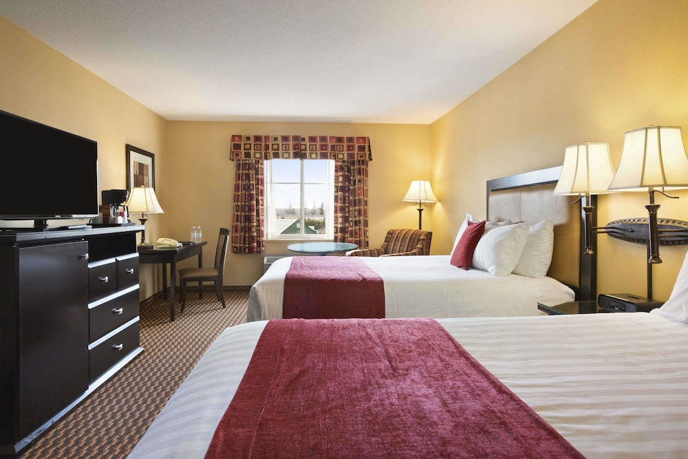 Ramada By Wyndham Surrey/Langley 13/47
