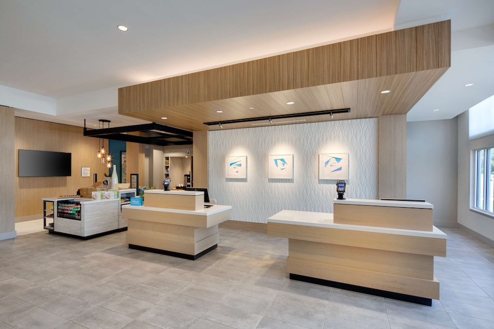 Hilton Garden Inn Panama City Airport, FL 13/63