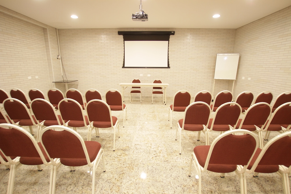 Hotel Confiance Centro Civico 23/33