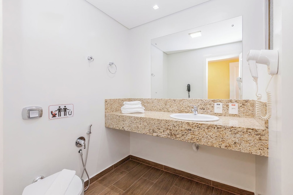 Hotel Vinocap 42/45
