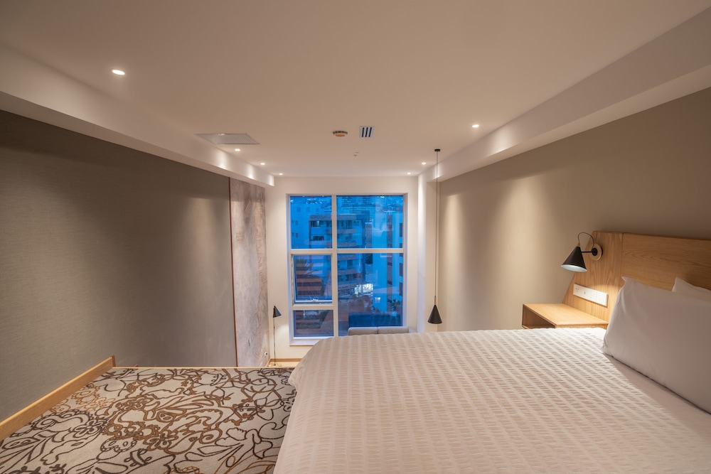 Loft, Studio, King Bed