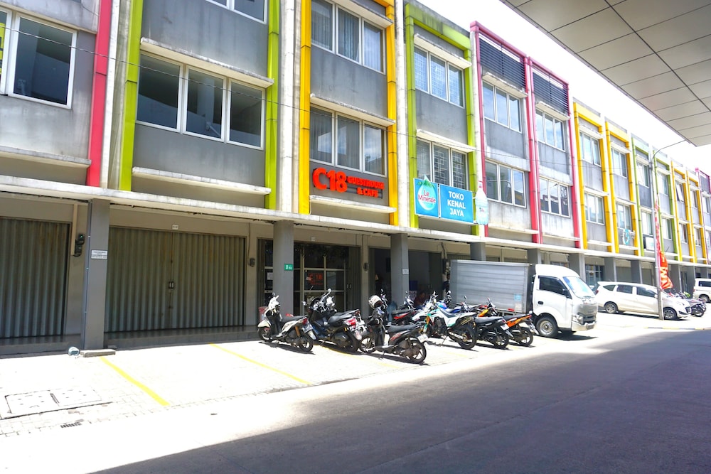 OYO 3952 Hotel C 18 Cibaduyut 17/25