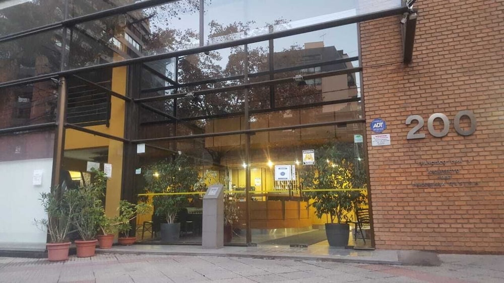 Apartamentos Costanera Centre 3/50