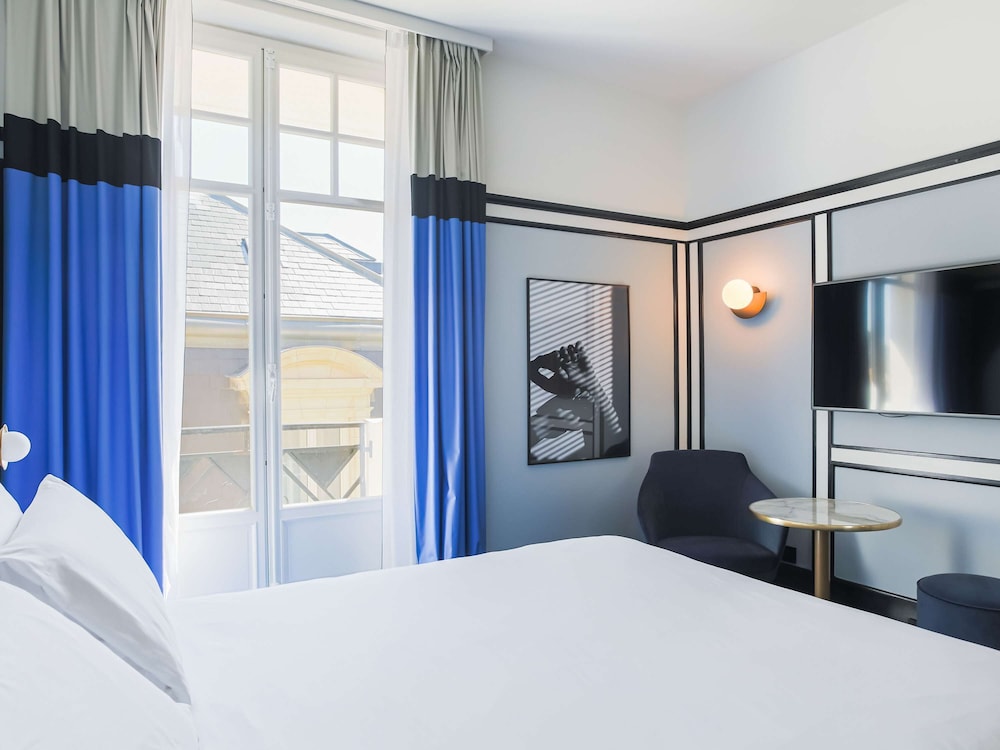 SUPERIOR, DOUBLE BED