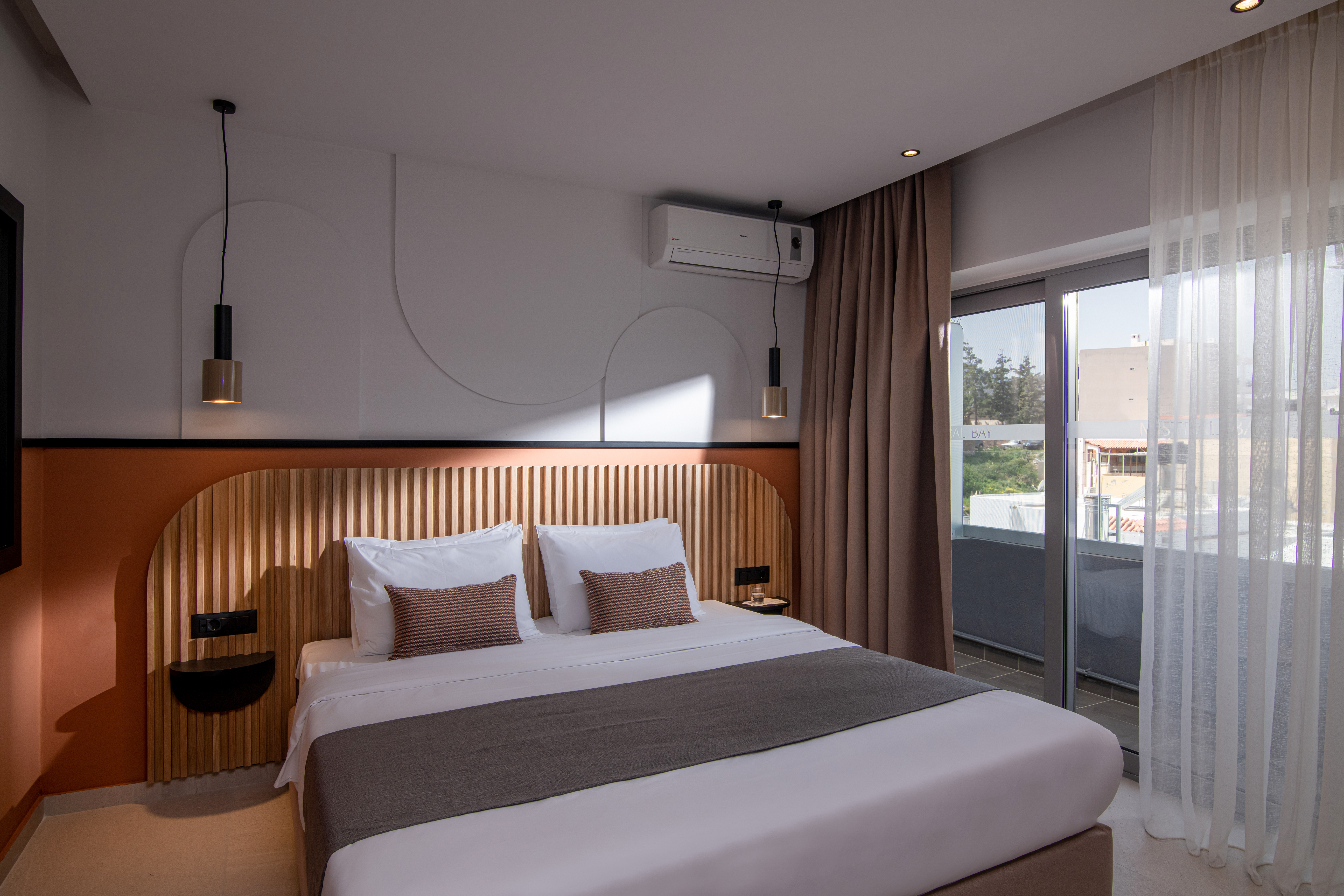 Mistral Bay Hotel 10/50