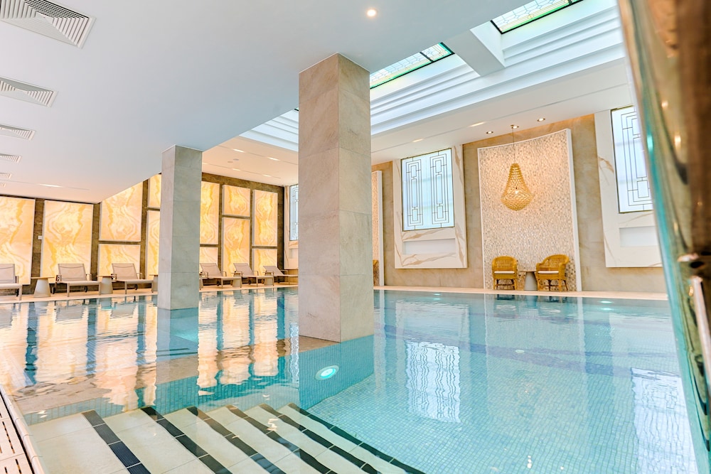 DANUBIUS HEALTH SPA RESORT ESPLANADE 44/66