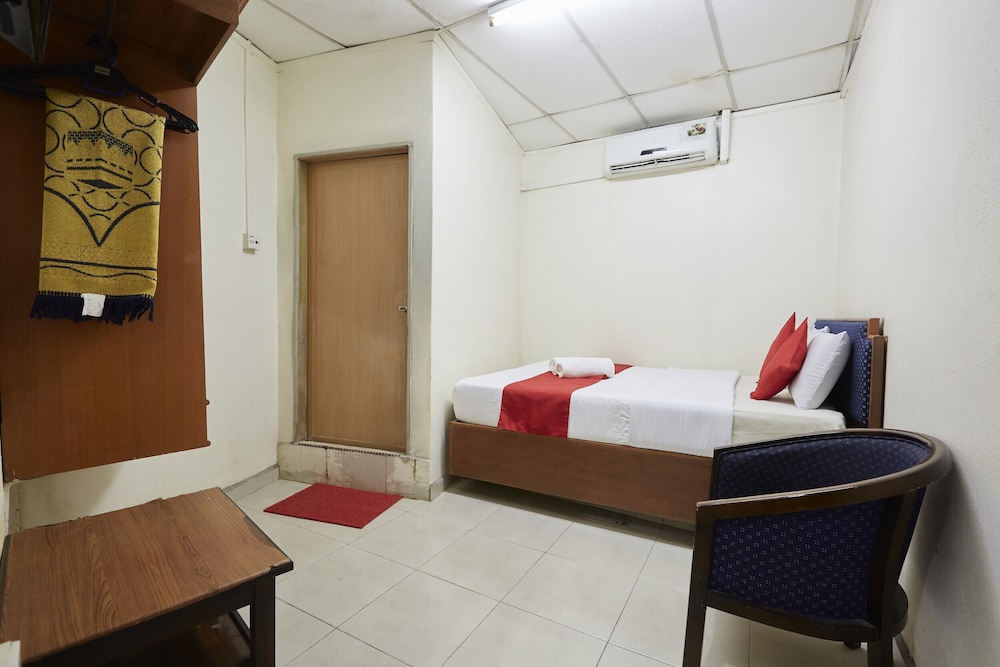 OYO 885 Jerteh Hotel 18/31
