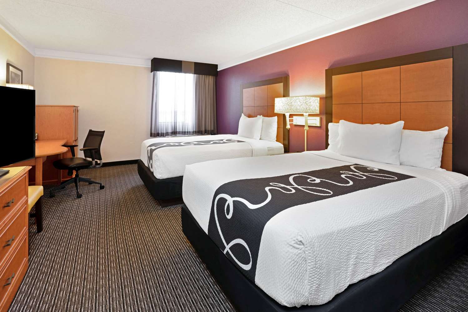 La Quinta Inn & Suites by Wyndham Tacoma - Seattle 8/45