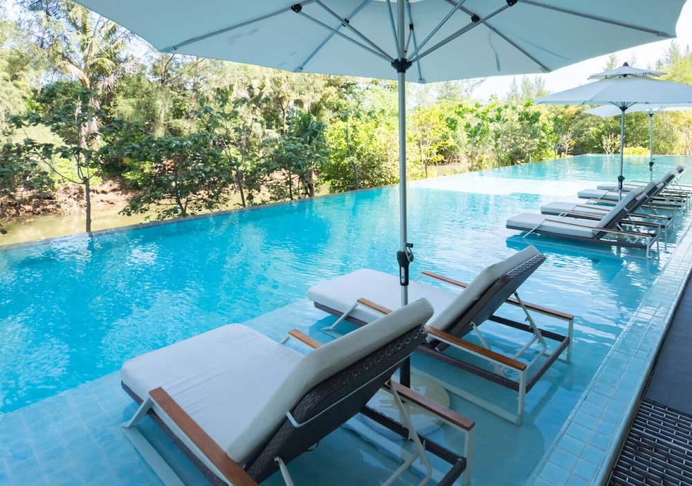 Radisson Resort Layan Phuket 48/75
