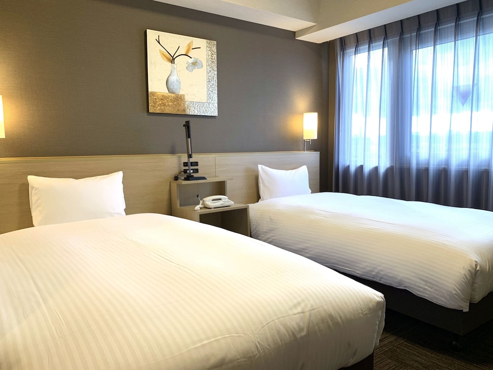 Hotel Route-Inn Isesaki Inter 27/46