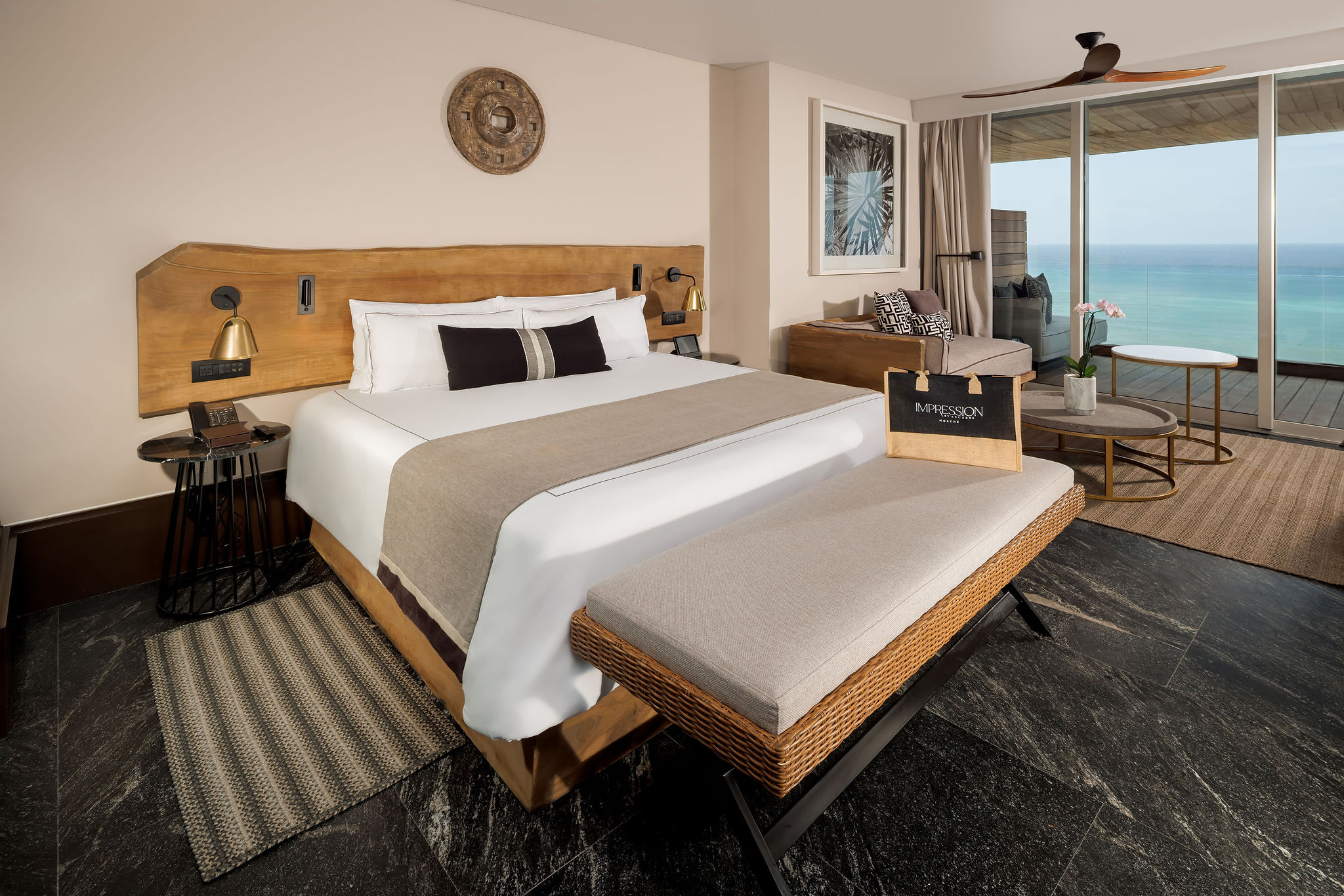 Signature, Suite, Ocean Front