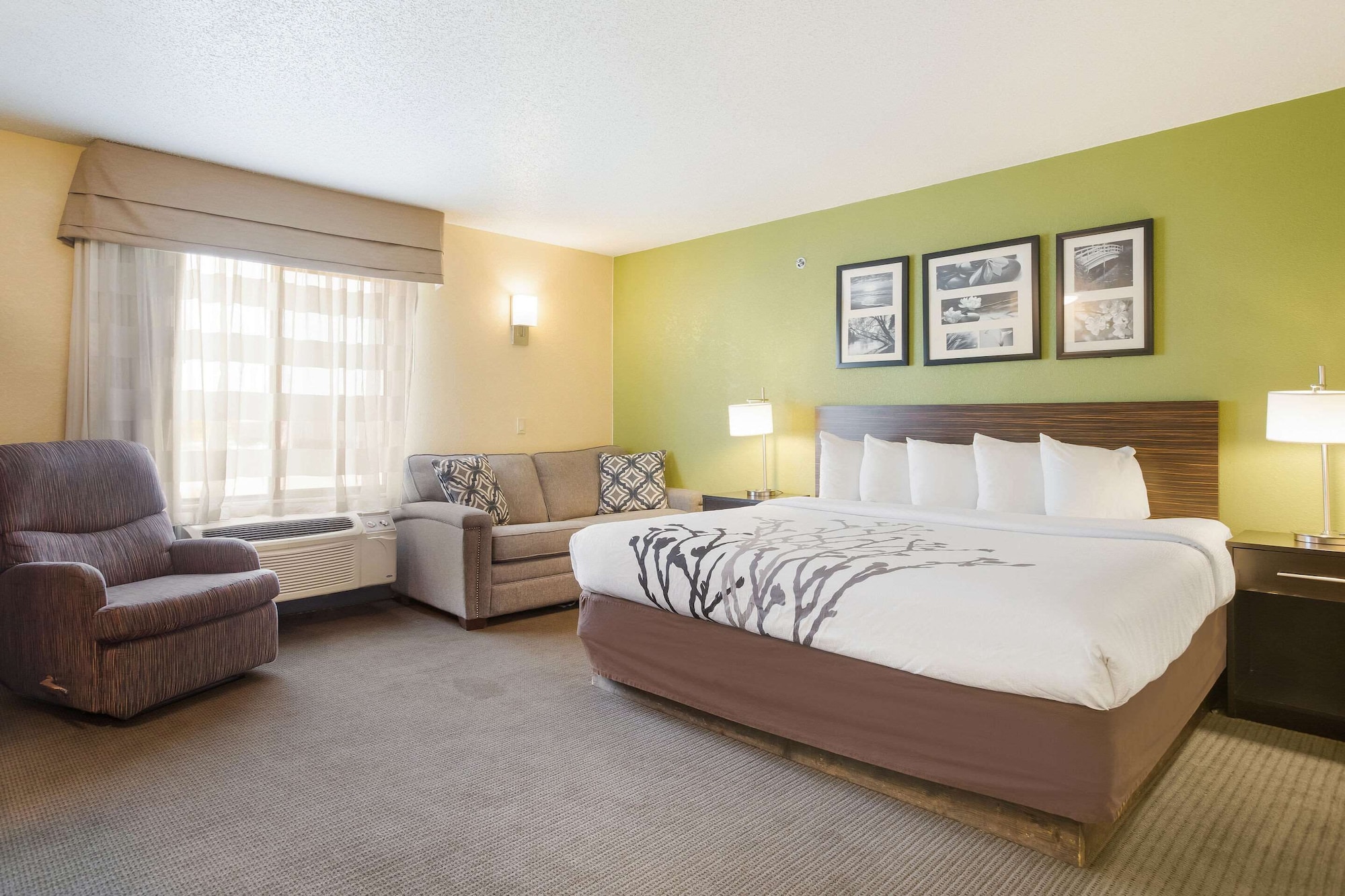 STANDARD, KING BED