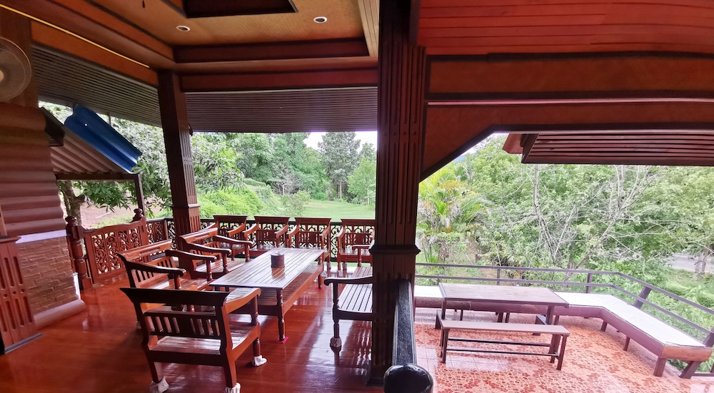 Banphu Montalang Resort 20/27