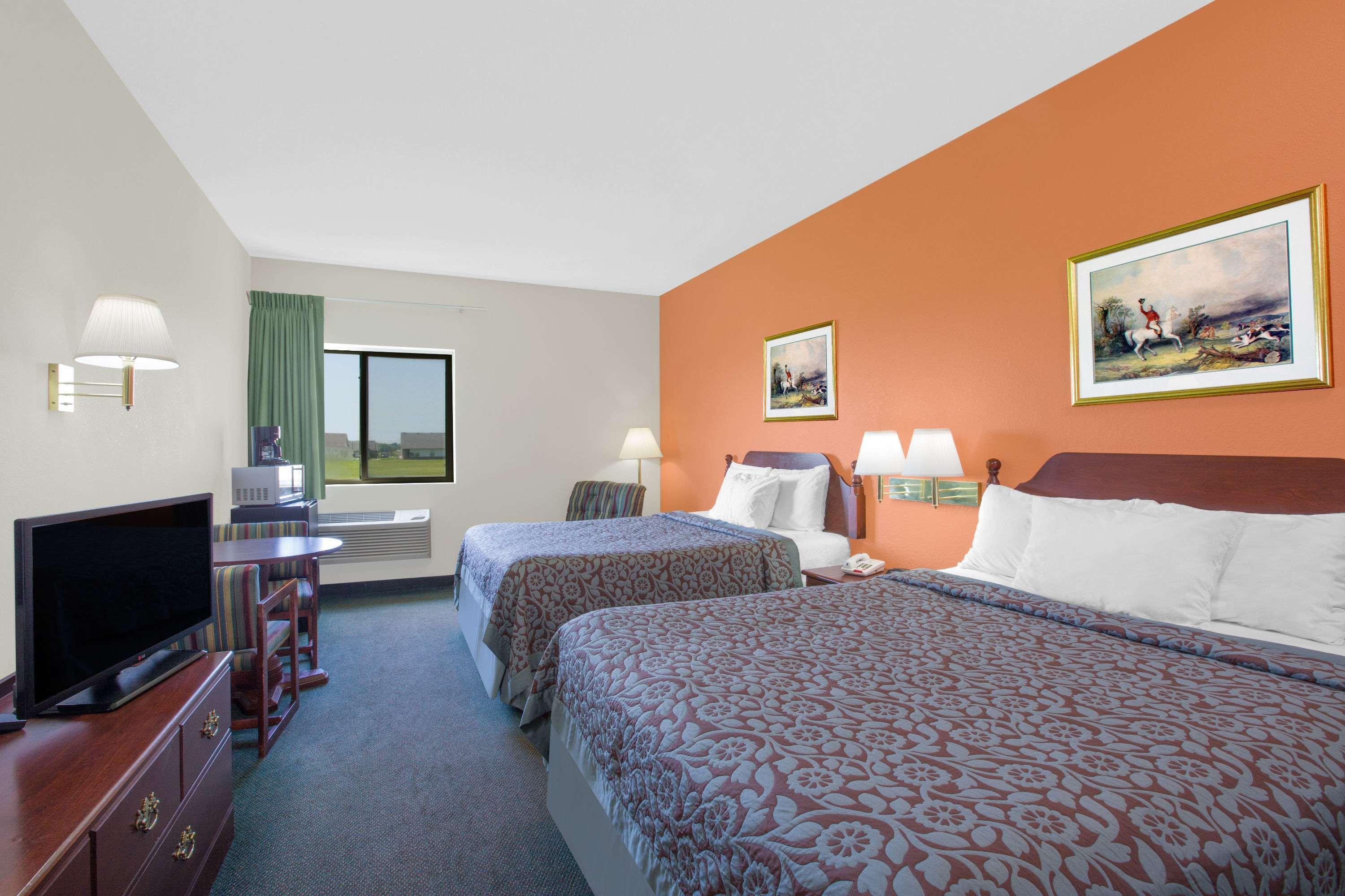 Days Inn By Wyndham Butler 14/32