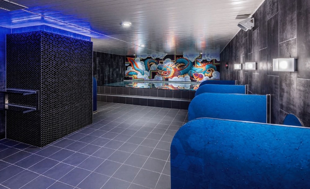 Hotel Plumm 37/61